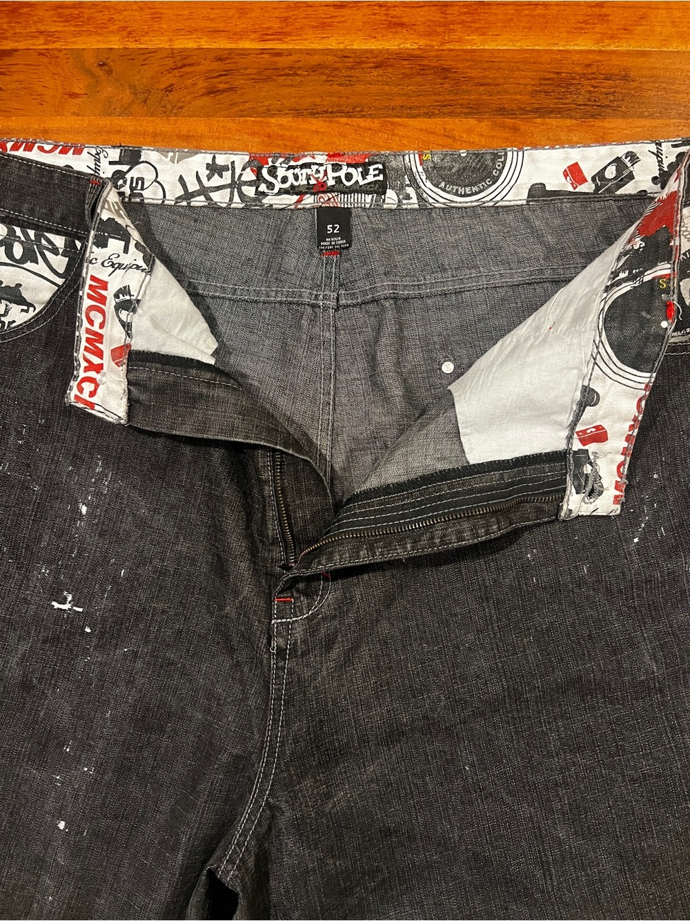 Vintage Southpole Baggy Black Denim Jorts Contrast Graffiti Patchwork Y2K Sz 52 - Picture 10 of 11